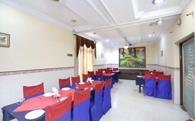 Gulshah Hotel by OYO