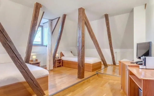 Отель Casa Weidner Sibiu