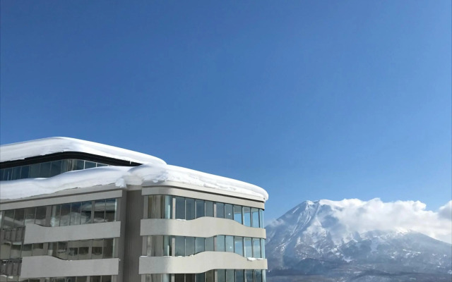 Skye Niseko