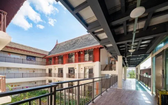 Jinsinan Courtyard Hotel