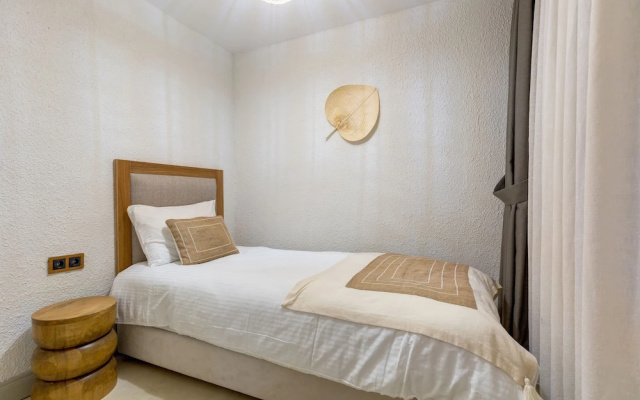 Navalia Otel