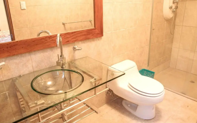 Luxury Guayllabamba House Gym Jacuzzi Parking Pool Wifi