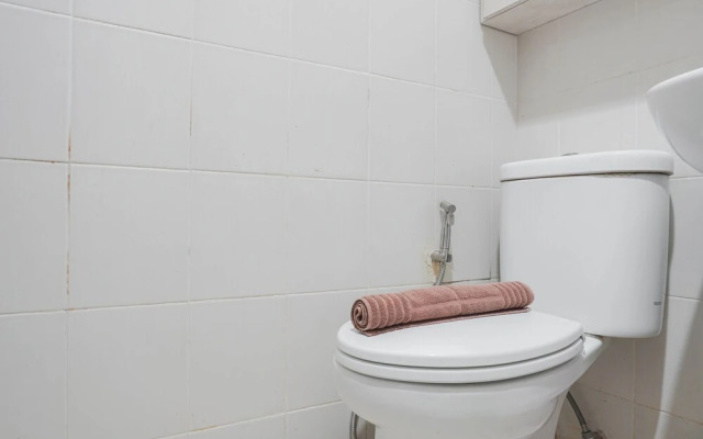 Homey And Relax Studio Apartment At Cervino Village Residence