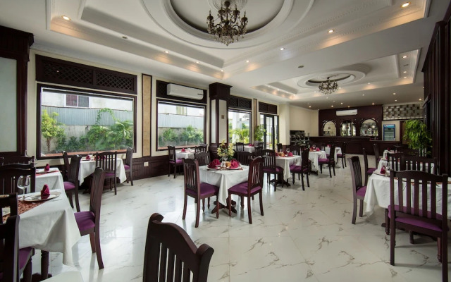 MK Royal Hotel