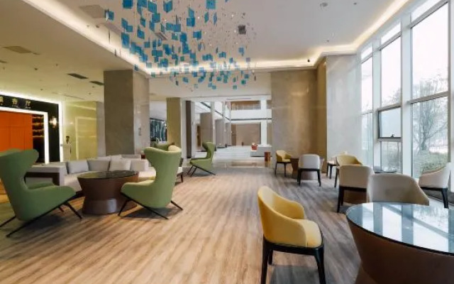 Neijiang International Hotel（Sports Center store）