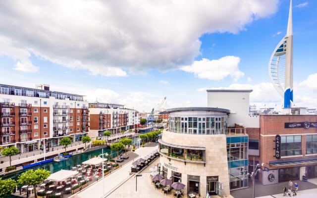 Holiday Inn Express Portsmouth - Gunwharf Quays by IHG