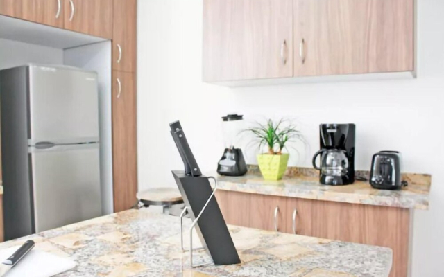 Big & Beautiful Apt Super Located - Adults only