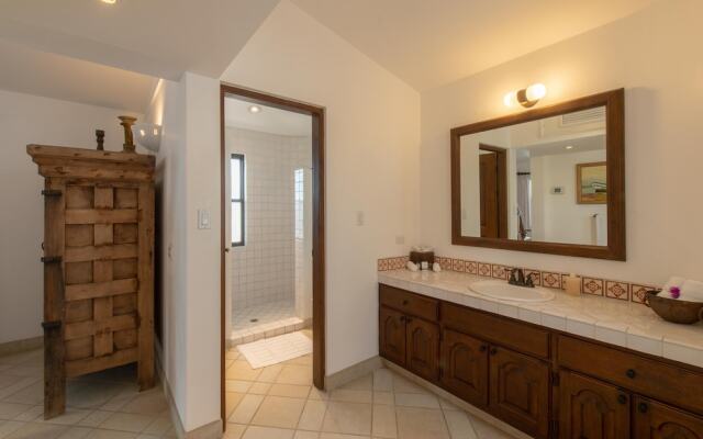 Amazing Oceanfront Villa Near Downtown: Villa Grande