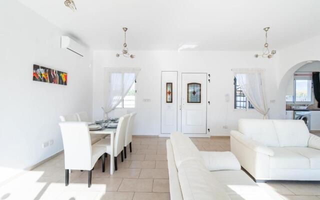 Bungalow Summerside by Ezoria