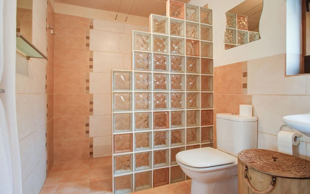 Serene Holiday Home in Sayalonga With Private Pool