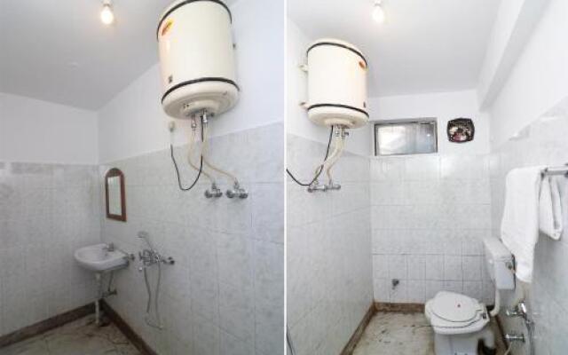 OYO 26886 Hotel Gaurav Palace