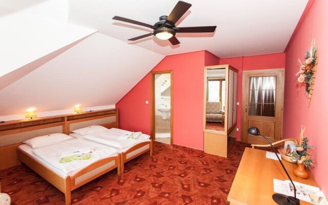 Depandance Hotel u Crlíků