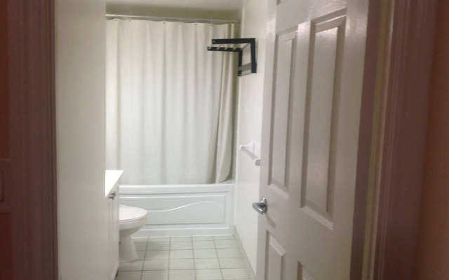 Oxford Furnished Apartments, Mississauga