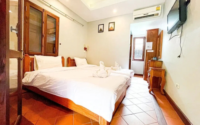 KhongKham Hotel