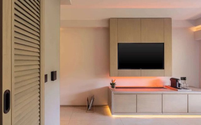 Kwetu Nairobi, Curio Collection by Hilton