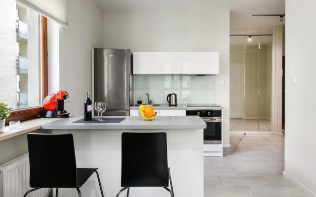 Warsaw Night Apartments