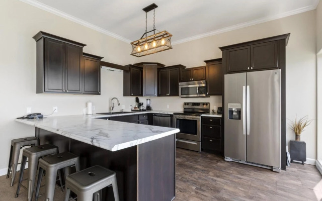 Deluxe 2 Bedroom Villa Lake View