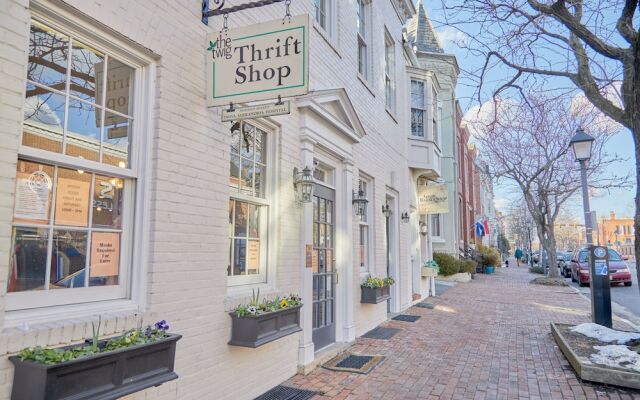 The King Street House by Kasa