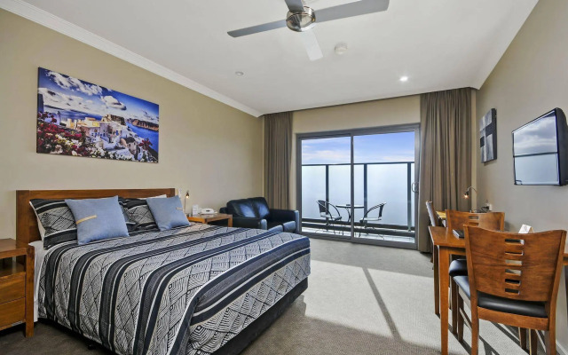 Bridges on Argyle Motel & Apartments