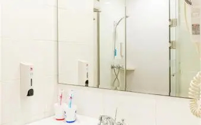 Hanting Hotel Wuhan Xianggang Road Children's Hospital