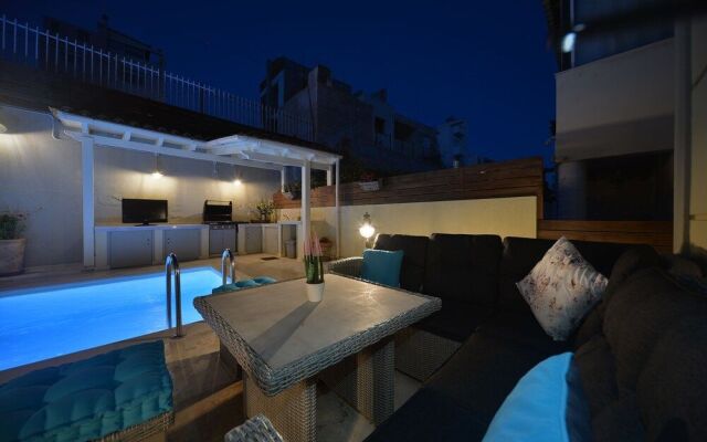 Elegant Villa by B&E