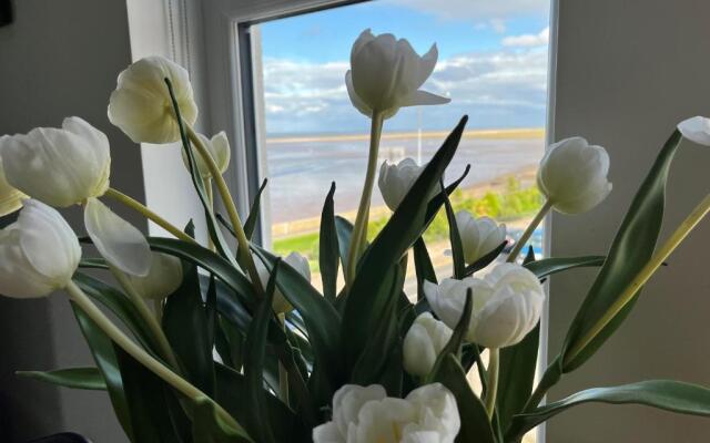 Seafront Luxury Apartment