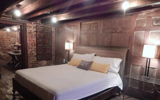 The DuLinn on York