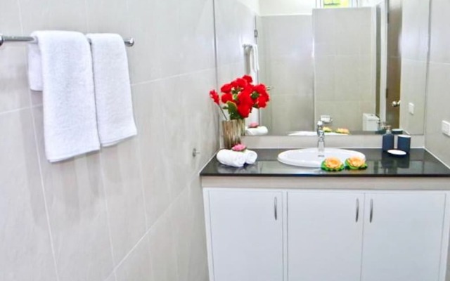 The Greens 9 Rawai 2 Bedrooms Villa