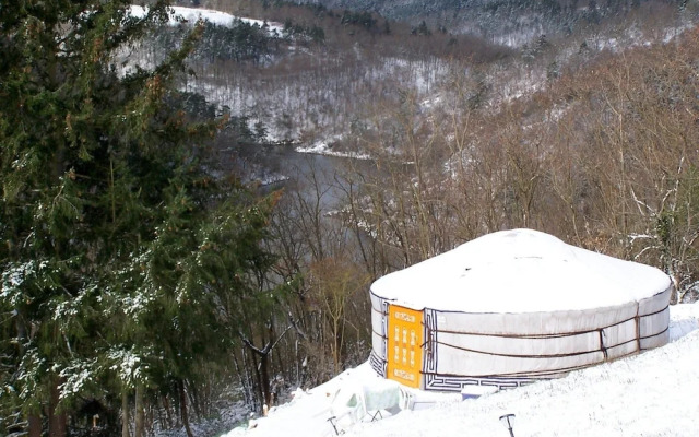 Yourtes - La Ferme de la Source