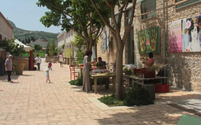 Quiet spacious apartment in Nafplio