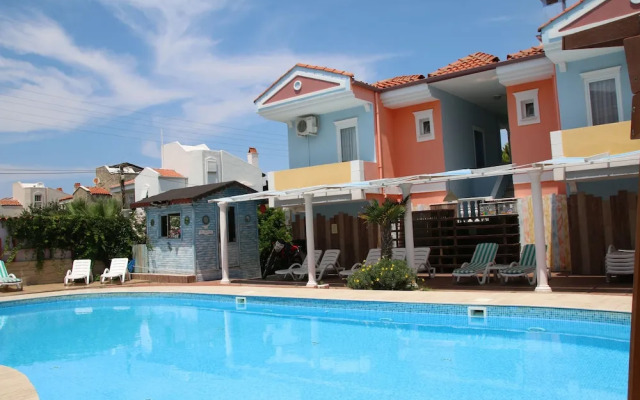Cundavilla Hotel & Suites