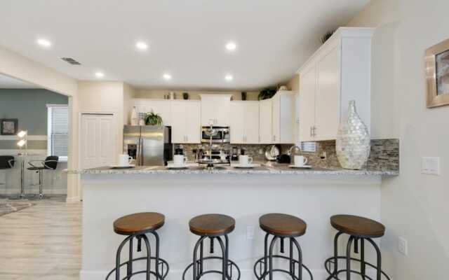 Charming Mickey Mouse Vacation Home With Private Pool Cg1516