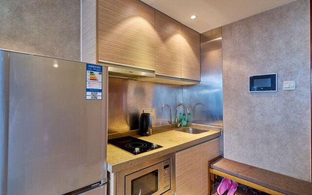 Summer Flower Apartment