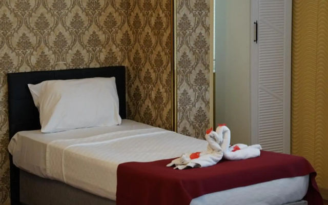 Silivri Safir Hotel & Resort Beach And Restaurant