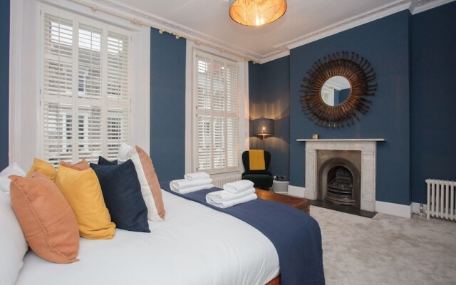 4 Bedroom House Next to Primrose Hill