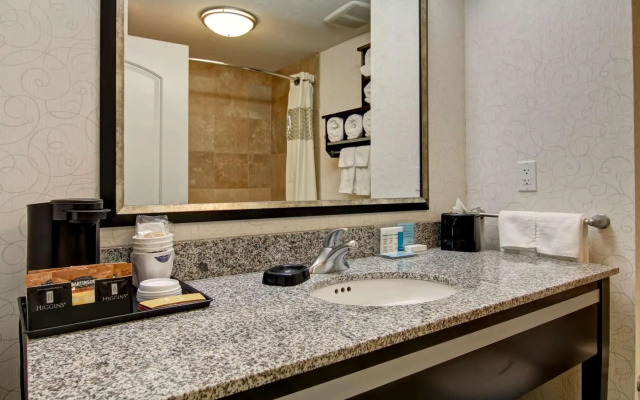 Hampton Inn & Suites by Hilton Red Deer