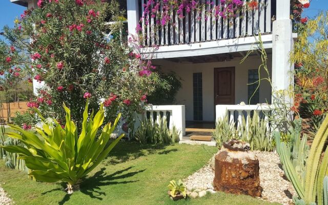 House with 4 Bedrooms in Ifaty, with Enclosed Garden And Wifi - 599 Km From the Beach