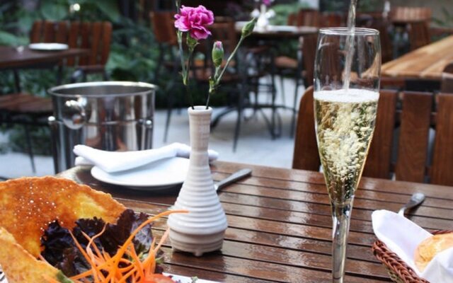 Flor de Mayo Hotel & Restaurant - Adults only