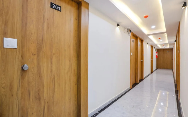 Fabhotel Crystal I