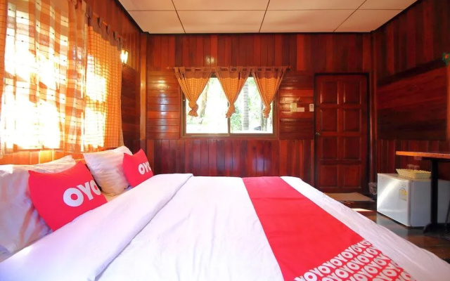 OYO 476 Ban Rimnam Resort