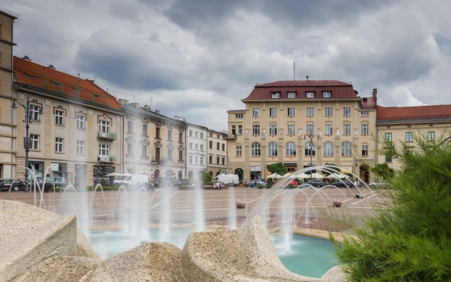 Angel House Apartments