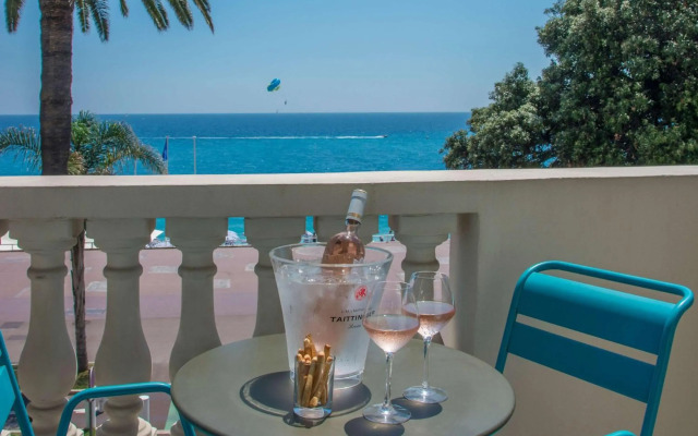 Mercure Nice Marche aux Fleurs