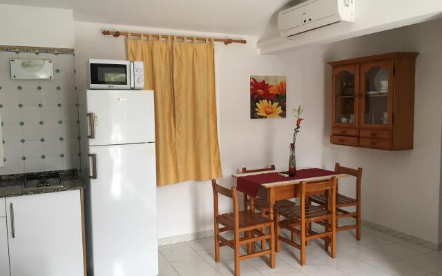 Apartamentos California I y II