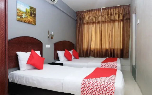 Oyo 1012 Stada Hotel