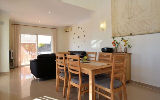 Luxurious Villa in Arenas with Swimming Pool