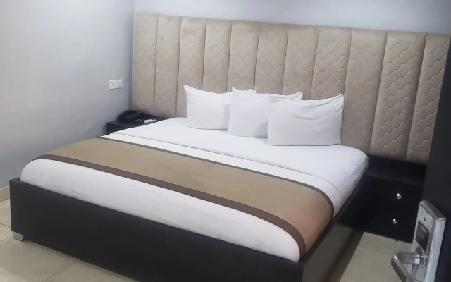 The Oragon Hotel