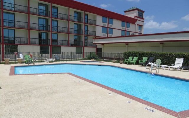 Gateway Hotel Dallas