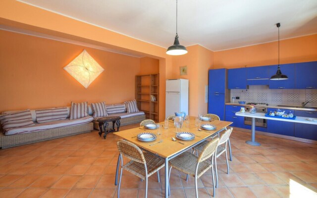 Beautiful Apartment in Falerna Marina With Wifi and 3 Bedrooms