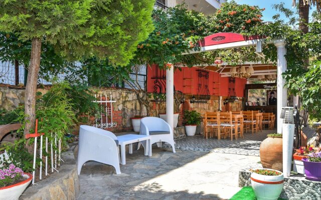 Otel Türk Evi