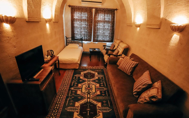 Melis Cave Hotel